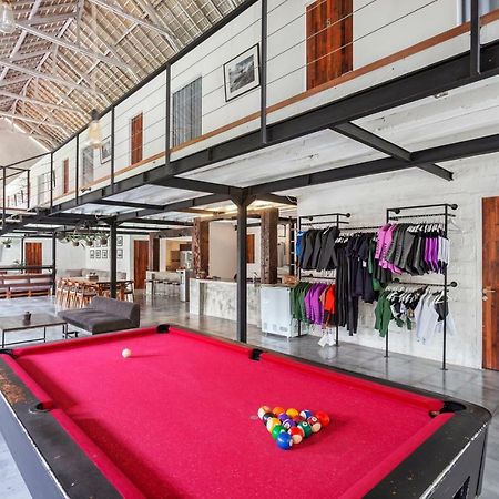 Takeoff Surf Camp & Hotel Canggu Zewnętrze zdjęcie