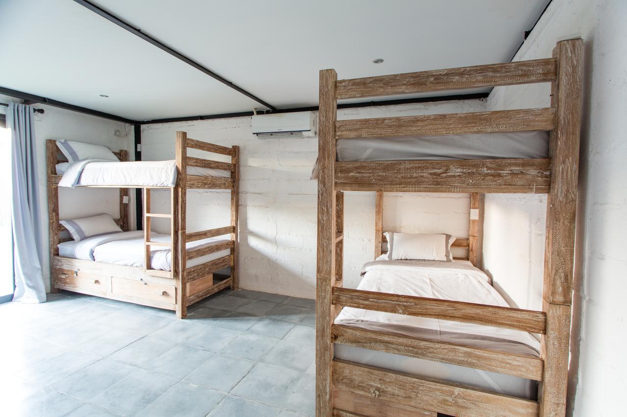 Takeoff Surf Camp & Hotel Canggu Zewnętrze zdjęcie