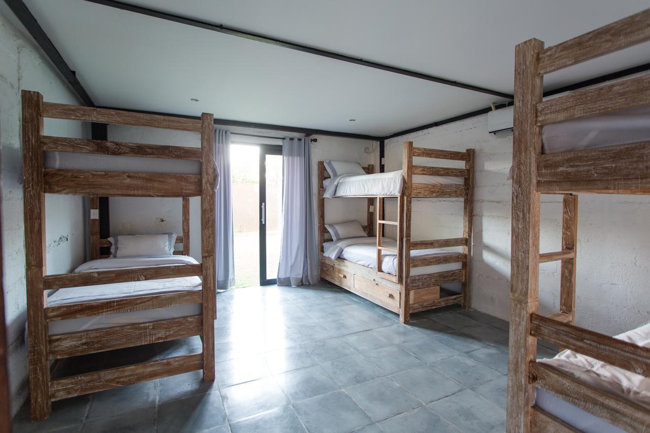 Takeoff Surf Camp & Hotel Canggu Zewnętrze zdjęcie