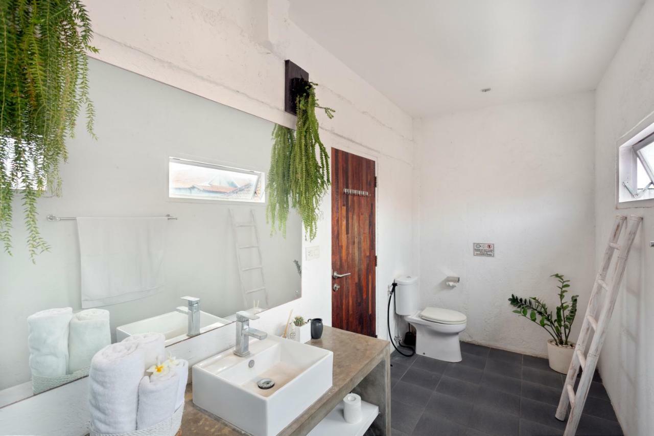 Takeoff Surf Camp & Hotel Canggu Zewnętrze zdjęcie